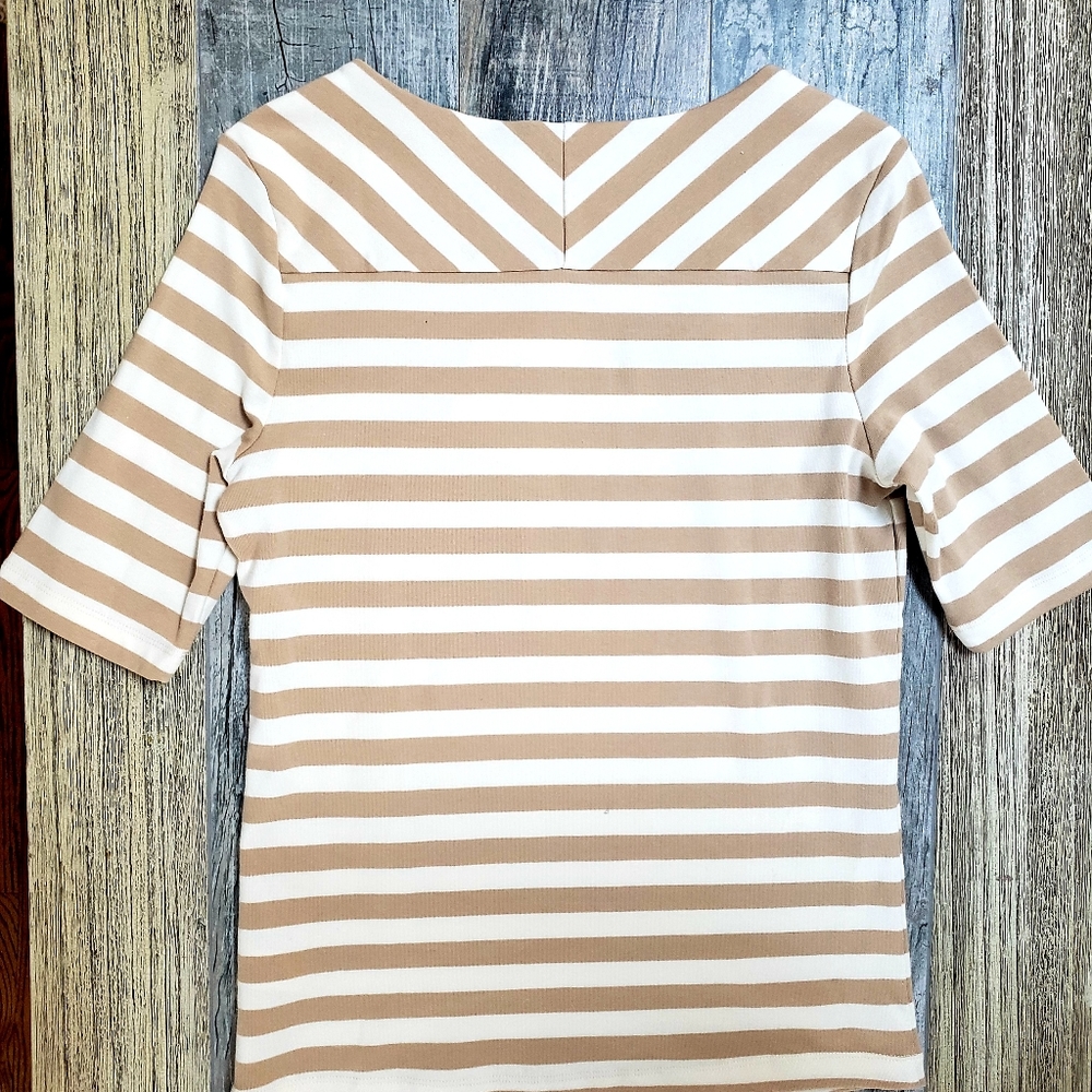 Top - Picture 3 of 3